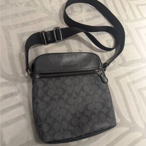 Coach Men's Gray and Black Messenger Bag